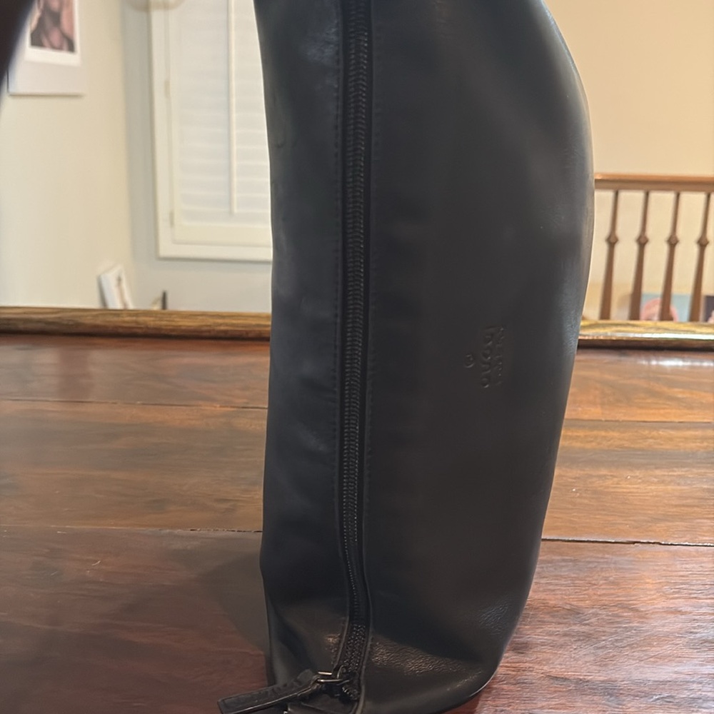 GUCCI Vintage Hobo Half Moon Bag - Picture 8 of 16